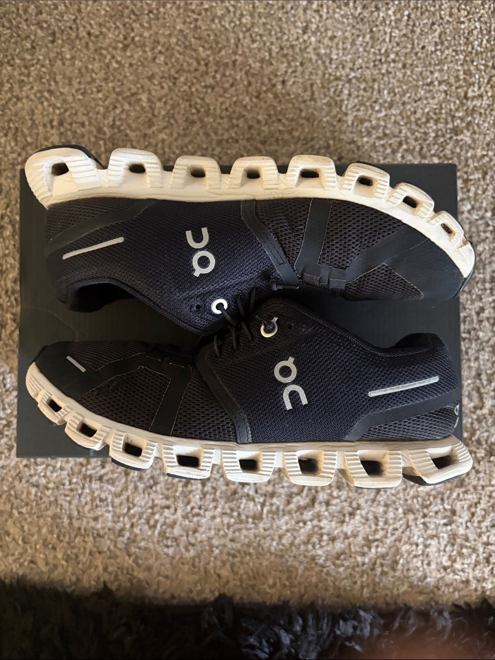 ON Cloud Women's Running Shoes in Black and White, size 6W
